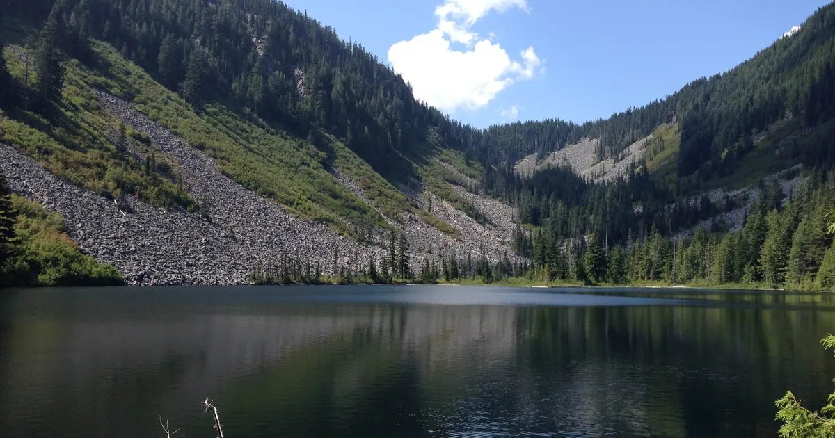 Talapus and Olallie Lakes Trail
