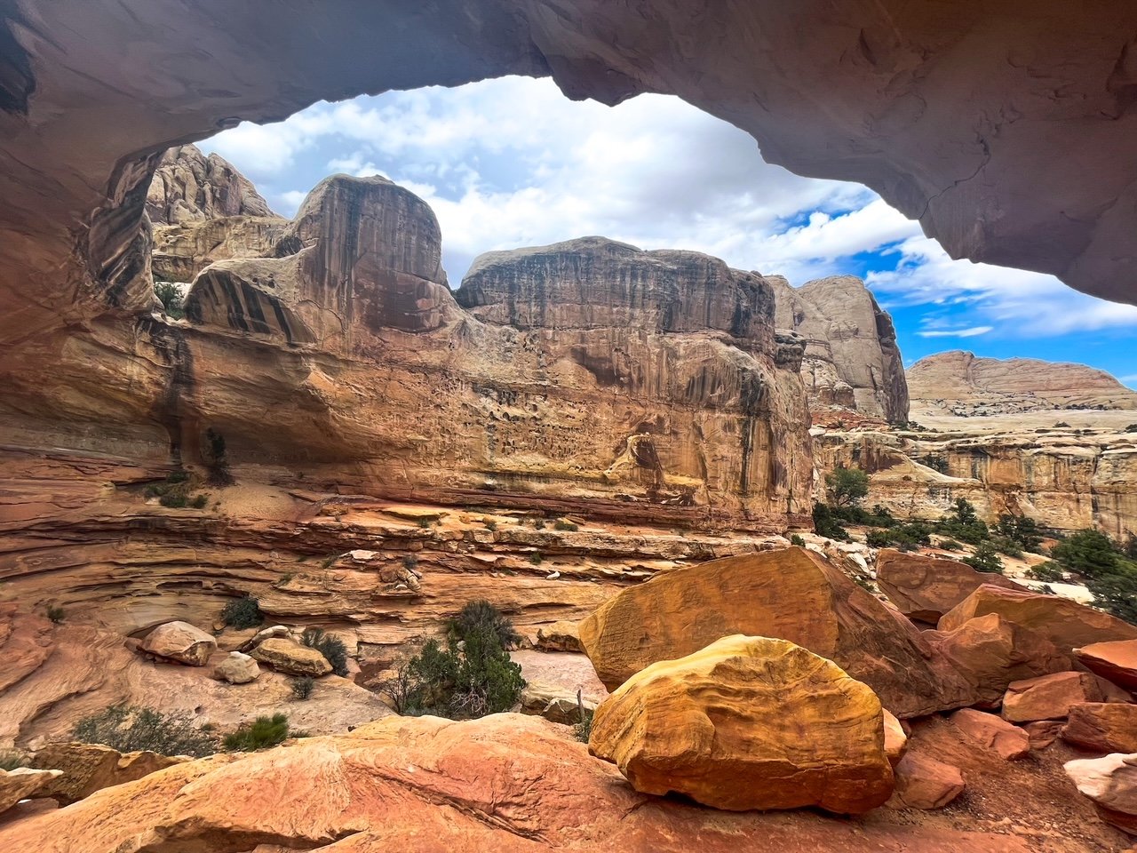 Hickman Bridge Trail